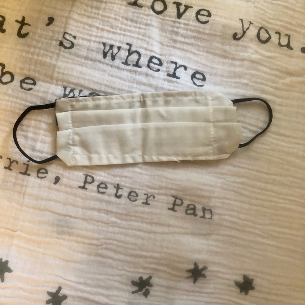 Kids Facemask $5 with Any Purchase - Picture 2 of 2